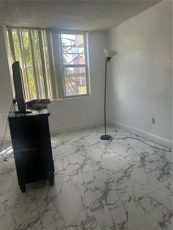 $2,350 | 1800 Sans Souci Boulevard, Unit 237, North Miami, FL 33181