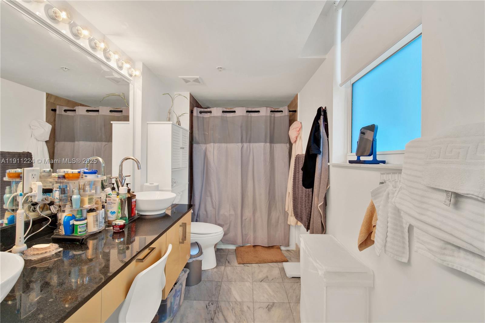 31 Southeast 5th Street, Unit 2910 Miami, FL 33131 - Photo 20 of 34