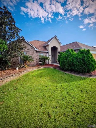 $250,000 | 5302 Faulkner Drive, Darrow, LA 70725