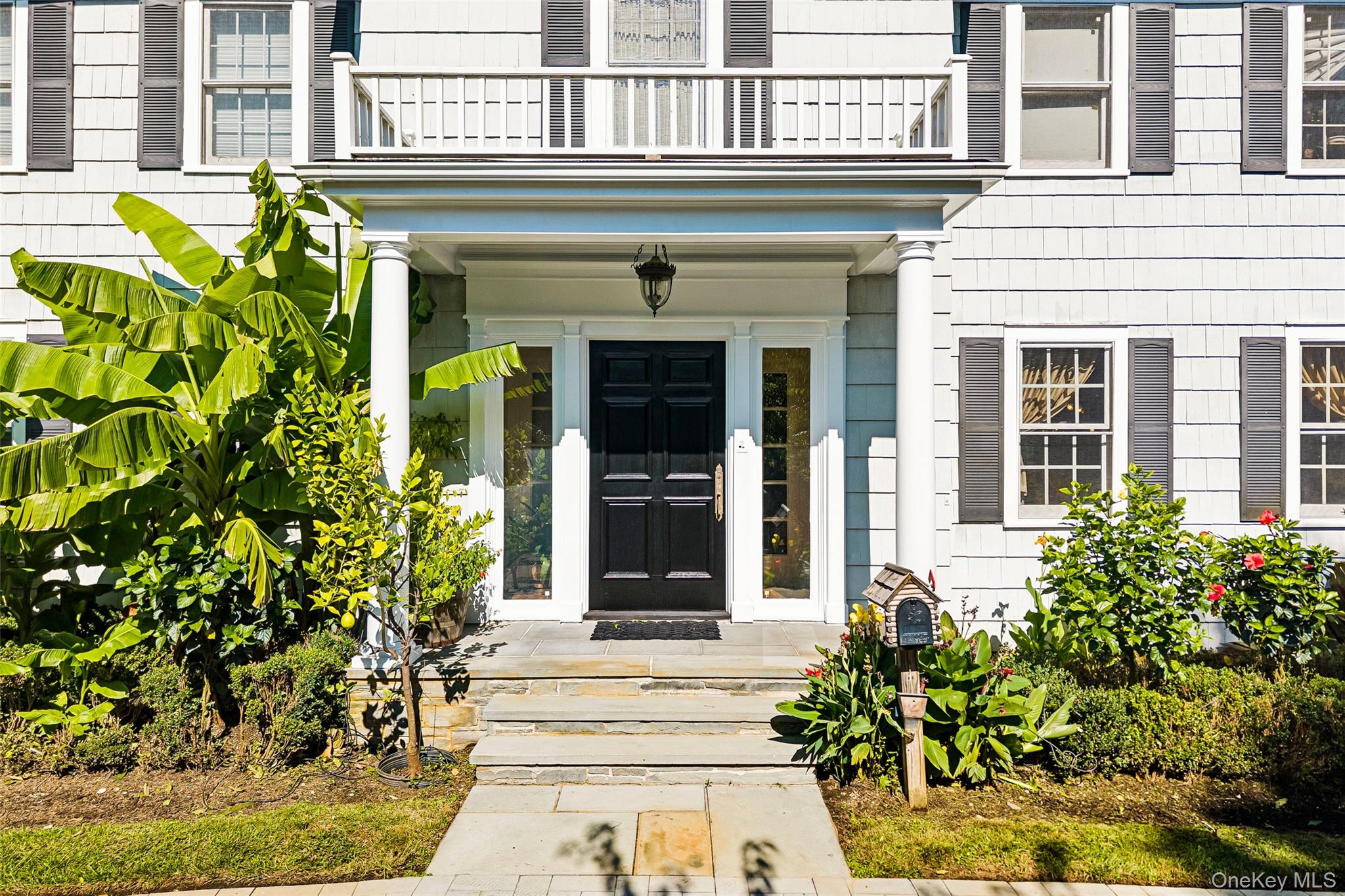 1325 Harbor Road Hewlett, NY 11557 - Photo 3 of 42 Gallery Image 3