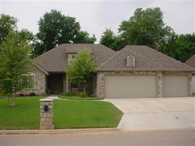 857 South Long Drive Springfield, MO 65802 - Photo 1 of 1 Primary Photo