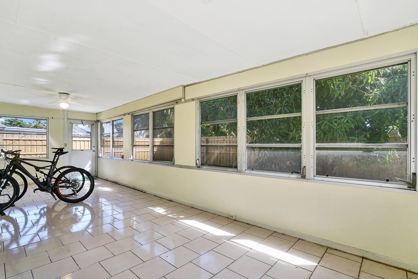 14458 Gallagher Road Delray Beach, FL 33445 - Photo 25 of 30 26_Image_26_mls