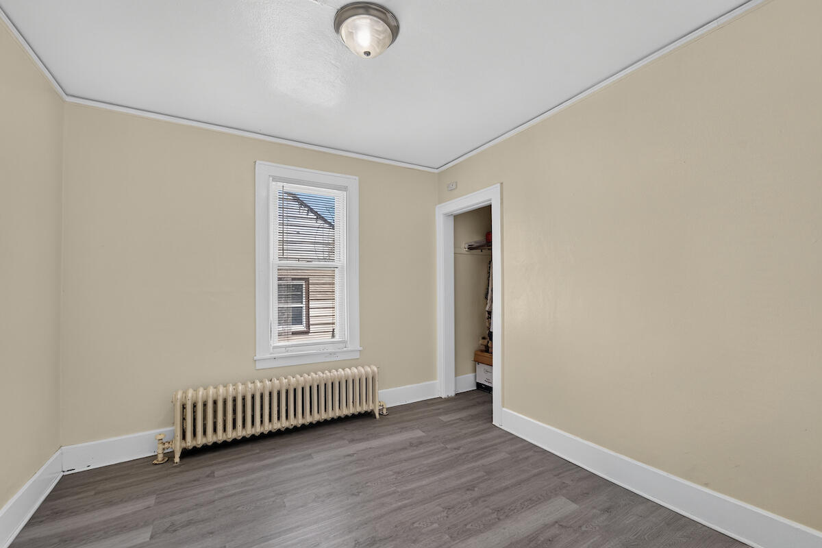 6522 28th Avenue Kenosha, WI 53143 - Photo 7 of 27 Lower Bedroom