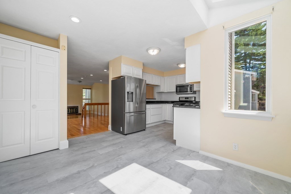 255 North Road, Unit 125 Chelmsford, MA 01824 - Photo 5 of 33 Gallery Image 5