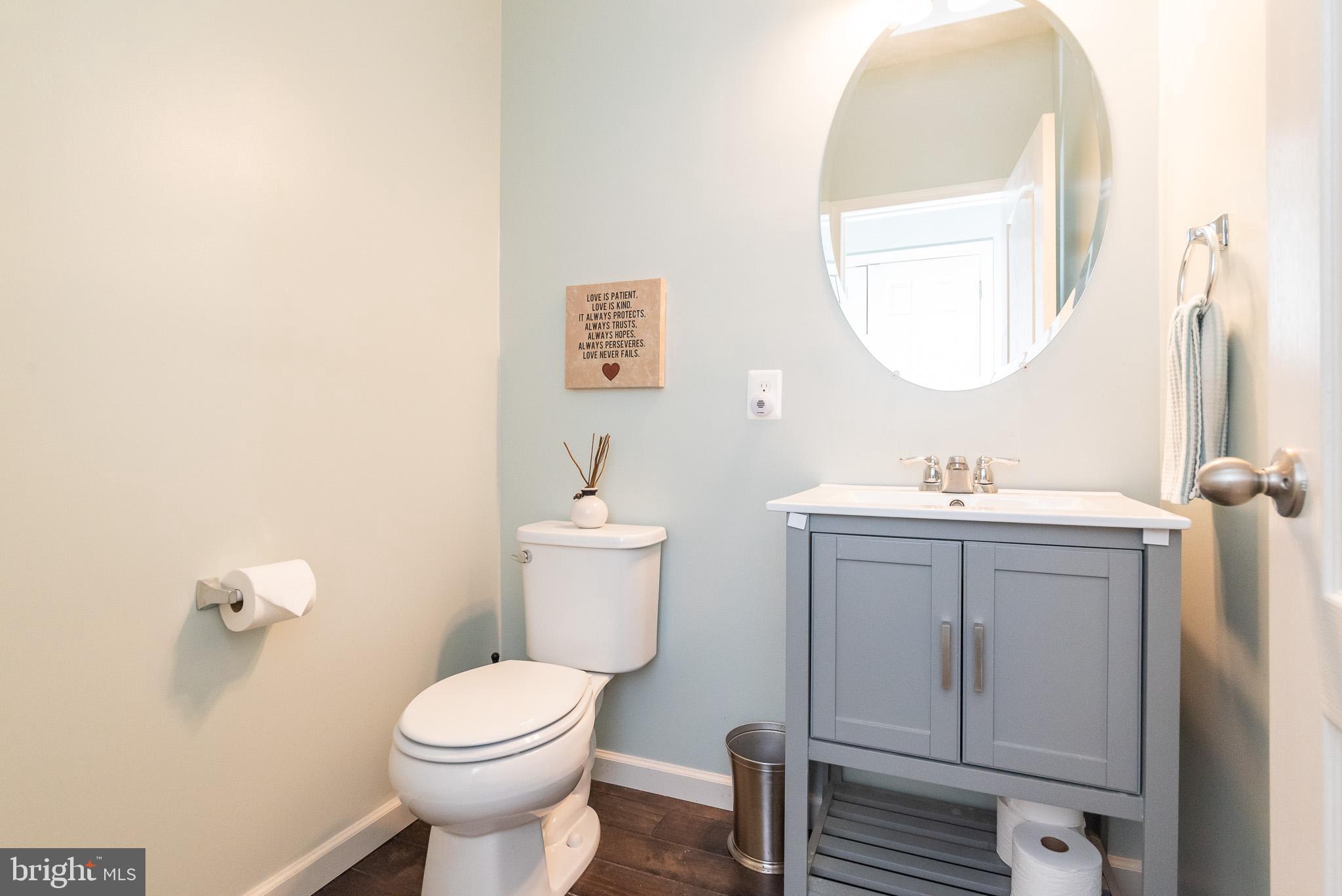 914 Ramble Run Road Baltimore, MD 21220 - Photo 26 of 51 Main level powder room