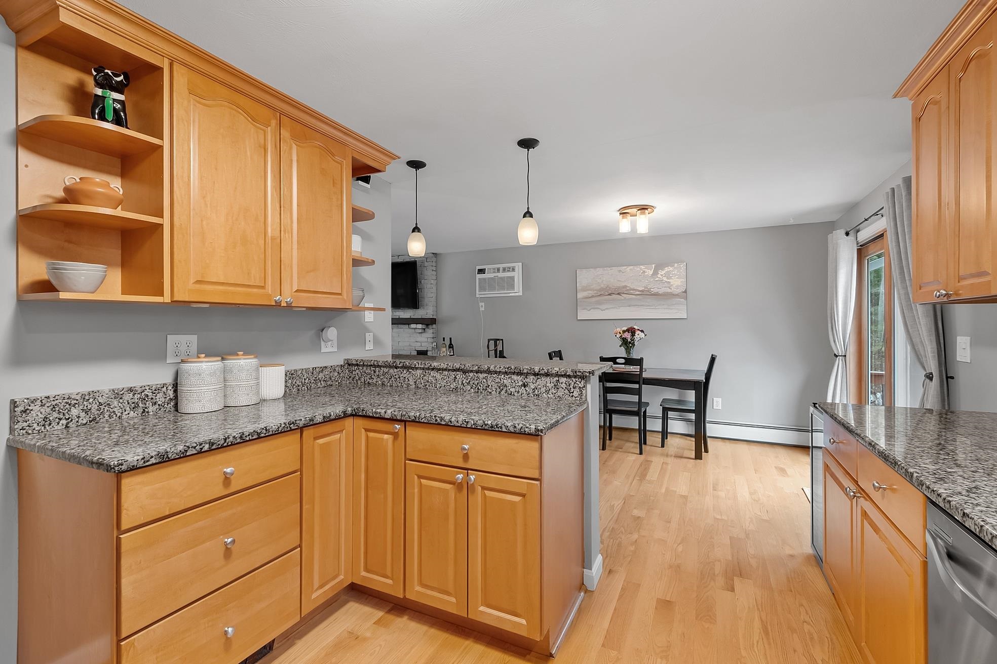 46 Bean Road Merrimack, NH 03054 - Photo 7 of 40