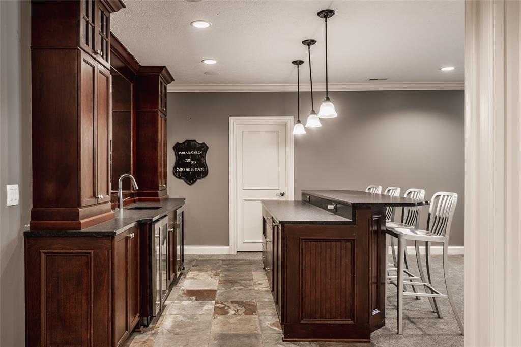 2103 Finchley Road Carmel, IN 46032 - Photo 34 of 39 Gallery Image 34