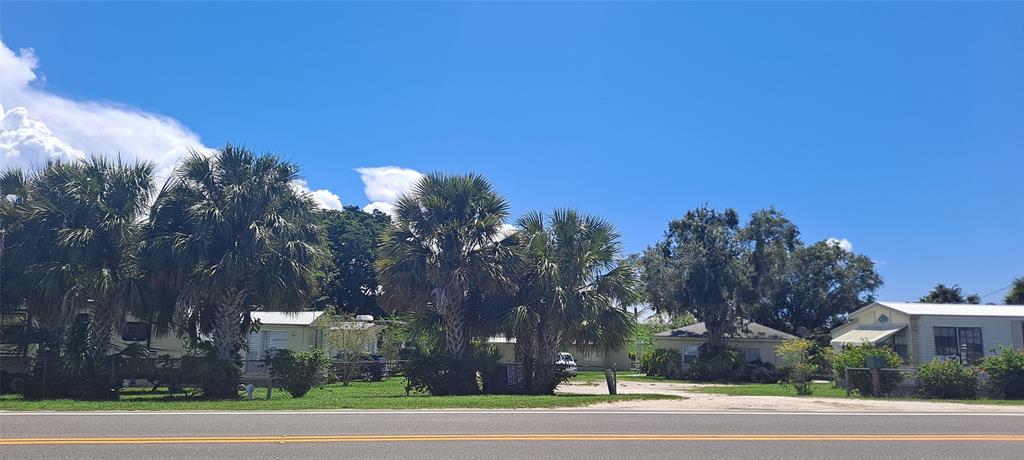 1118 Highway 441 Okeechobee, FL 34974 - Photo 10 of 11 a view of a city view