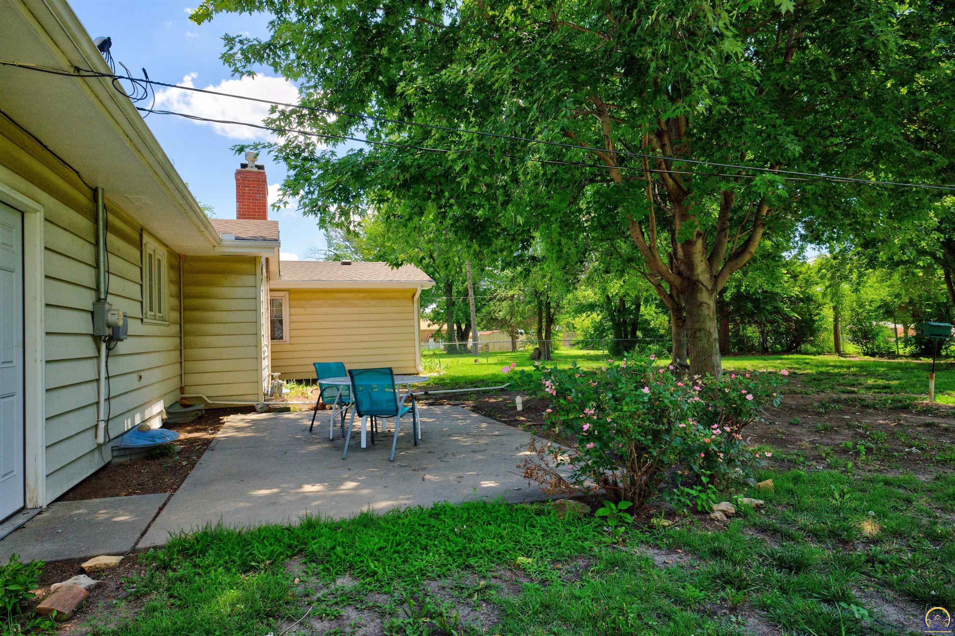 5429 Southwest 19th Street Topeka, KS 66604 - Photo 27 of 27