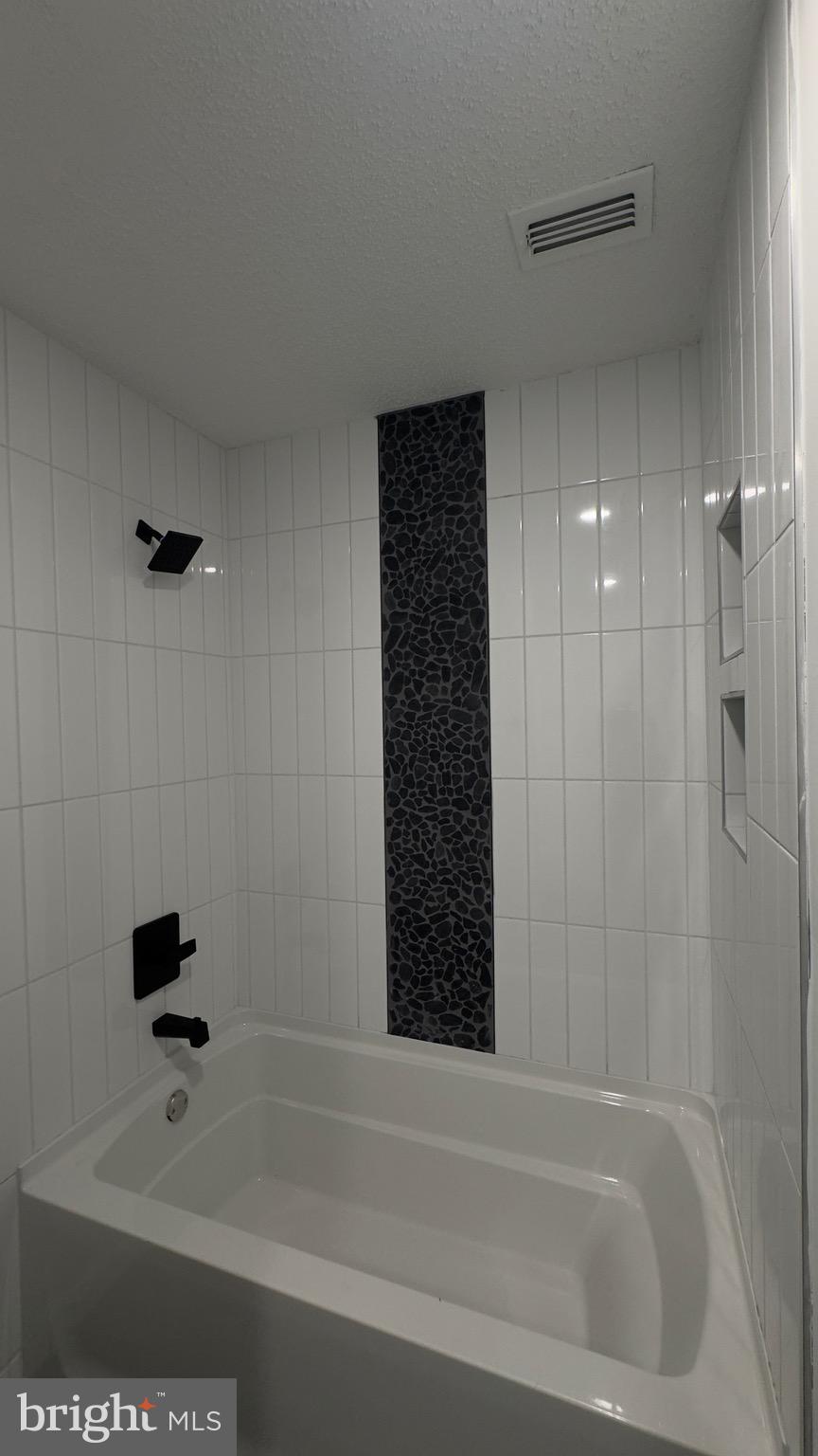 20991 Timber Ridge Terrace, Unit 101 Ashburn, VA 20147 - Photo 19 of 22