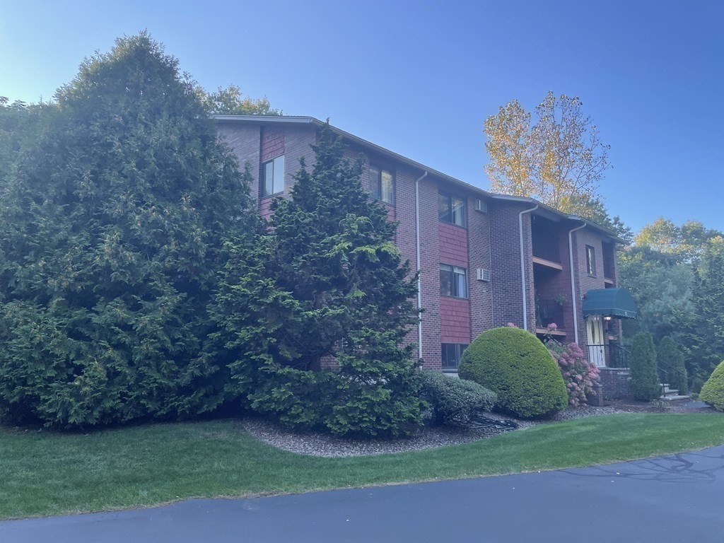 19 Fuller Road, Unit 2 Foxboro, MA 02035 - Photo 3 of 21