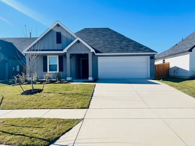 $2,150 | 132 Las Lomas Drive, San Marcos, TX 78666