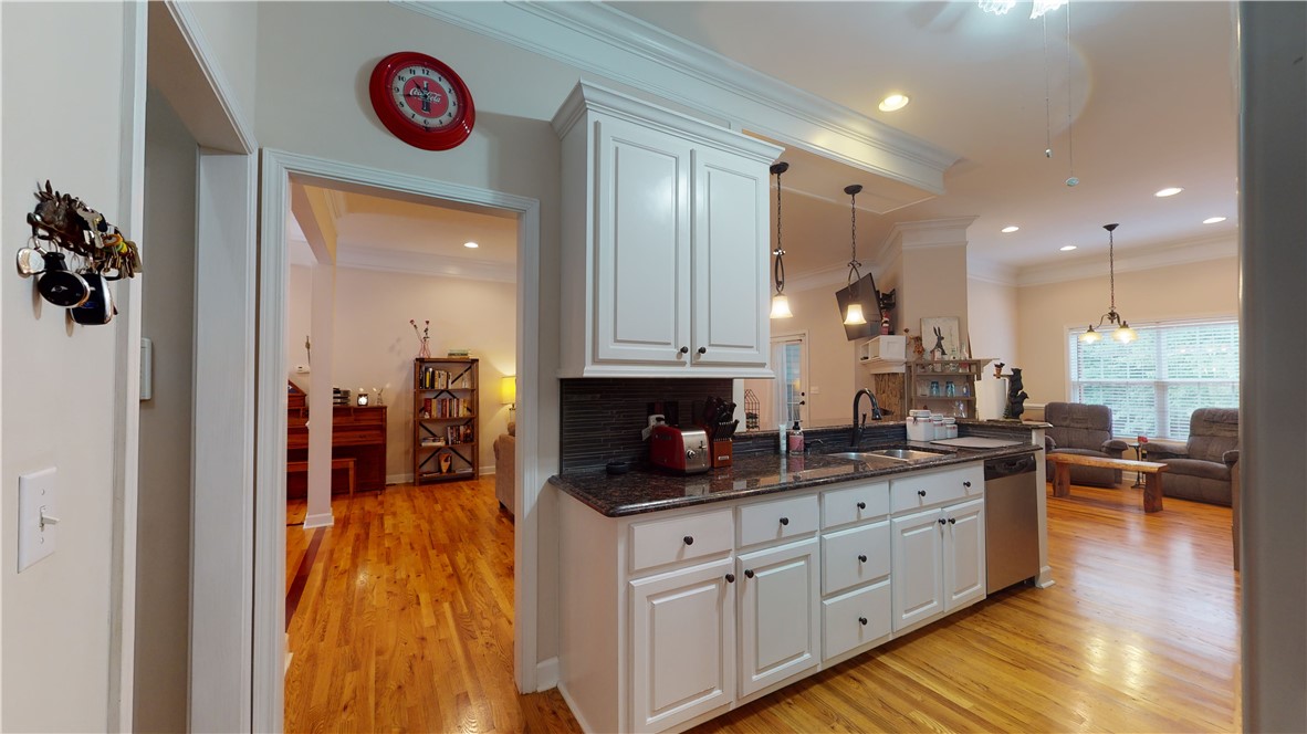 867 North Old Pendleton Road Liberty, SC 29657 - Photo 8 of 31