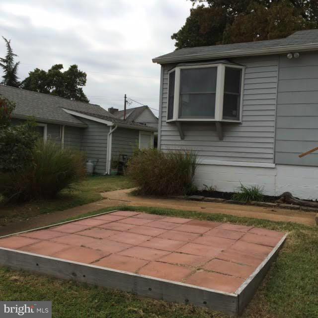279 Gibson Road Pasadena, MD 21122 - Photo 11 of 29 Exterior (General)