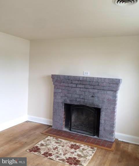 279 Gibson Road Pasadena, MD 21122 - Photo 17 of 29 Interior (General)