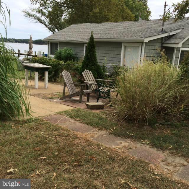 279 Gibson Road Pasadena, MD 21122 - Photo 6 of 29 Exterior (Rear)