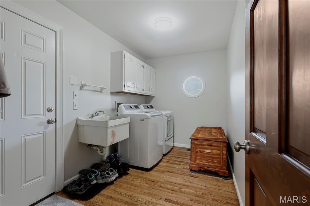 1510 Timber Point Court Chesterfield, MO 63017 - Photo 17 of 44