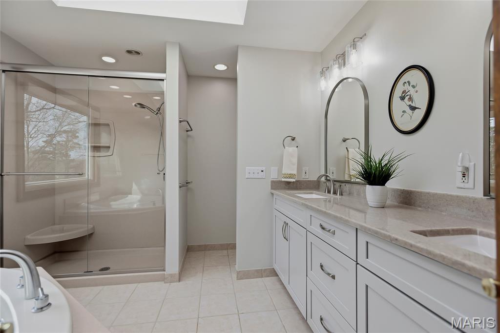 1510 Timber Point Court Chesterfield, MO 63017 - Photo 24 of 44