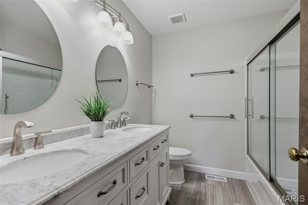 1510 Timber Point Court Chesterfield, MO 63017 - Photo 28 of 44