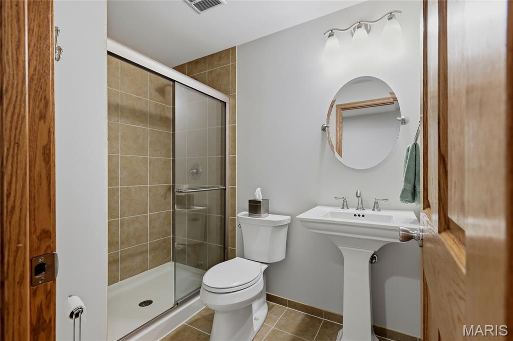 1510 Timber Point Court Chesterfield, MO 63017 - Photo 33 of 44