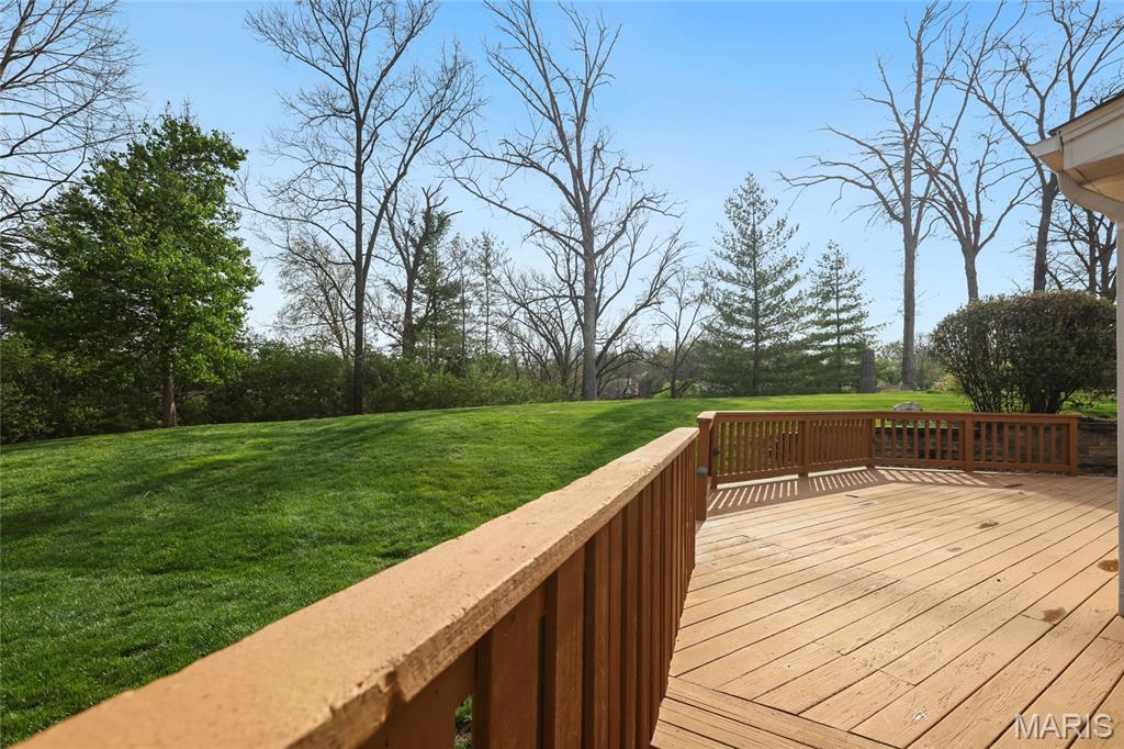 1510 Timber Point Court Chesterfield, MO 63017 - Photo 36 of 44