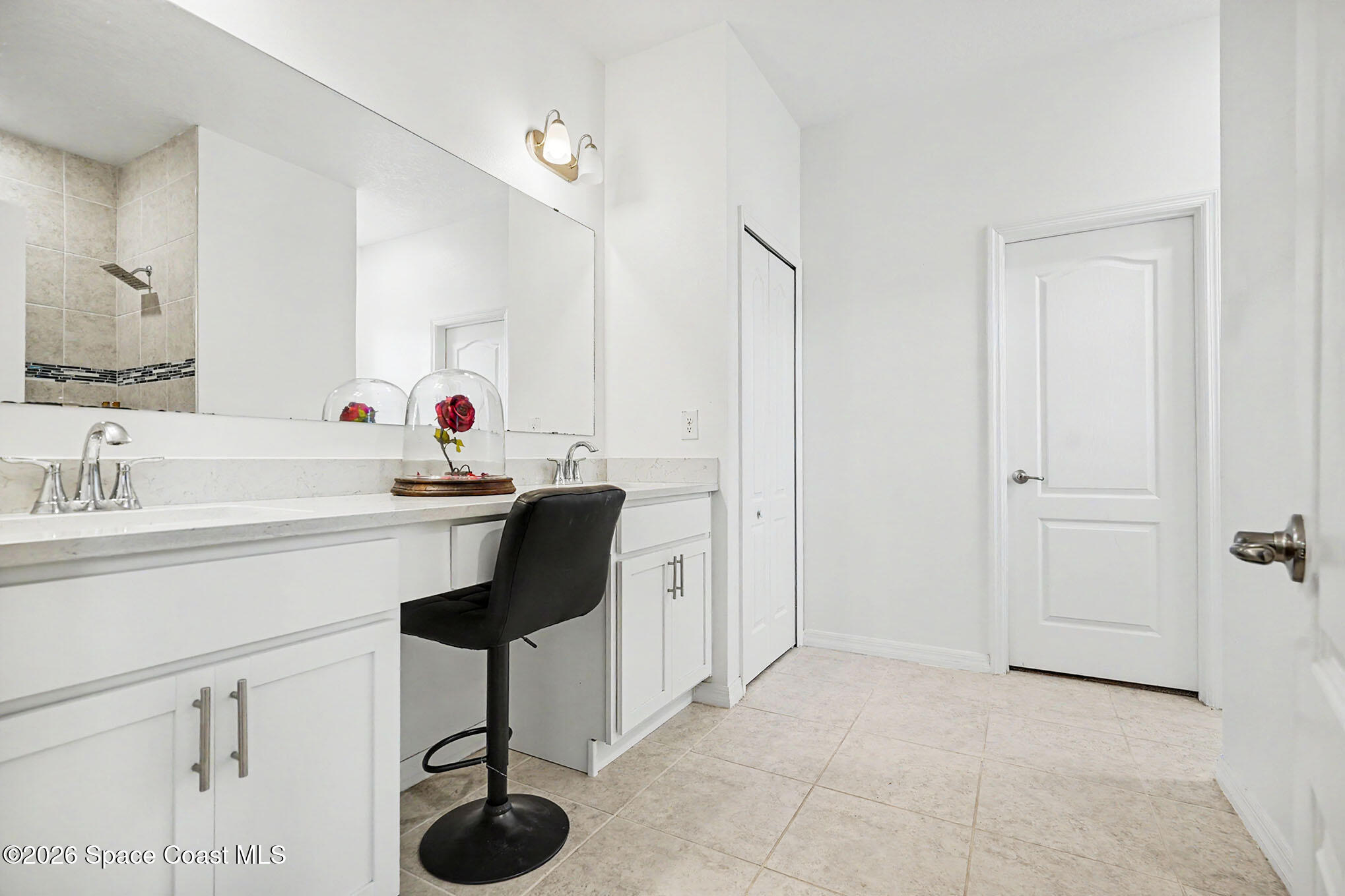 1030 Grapefruit Road Southeast Palm Bay, FL 32909 - Photo 13 of 28 Master Bath