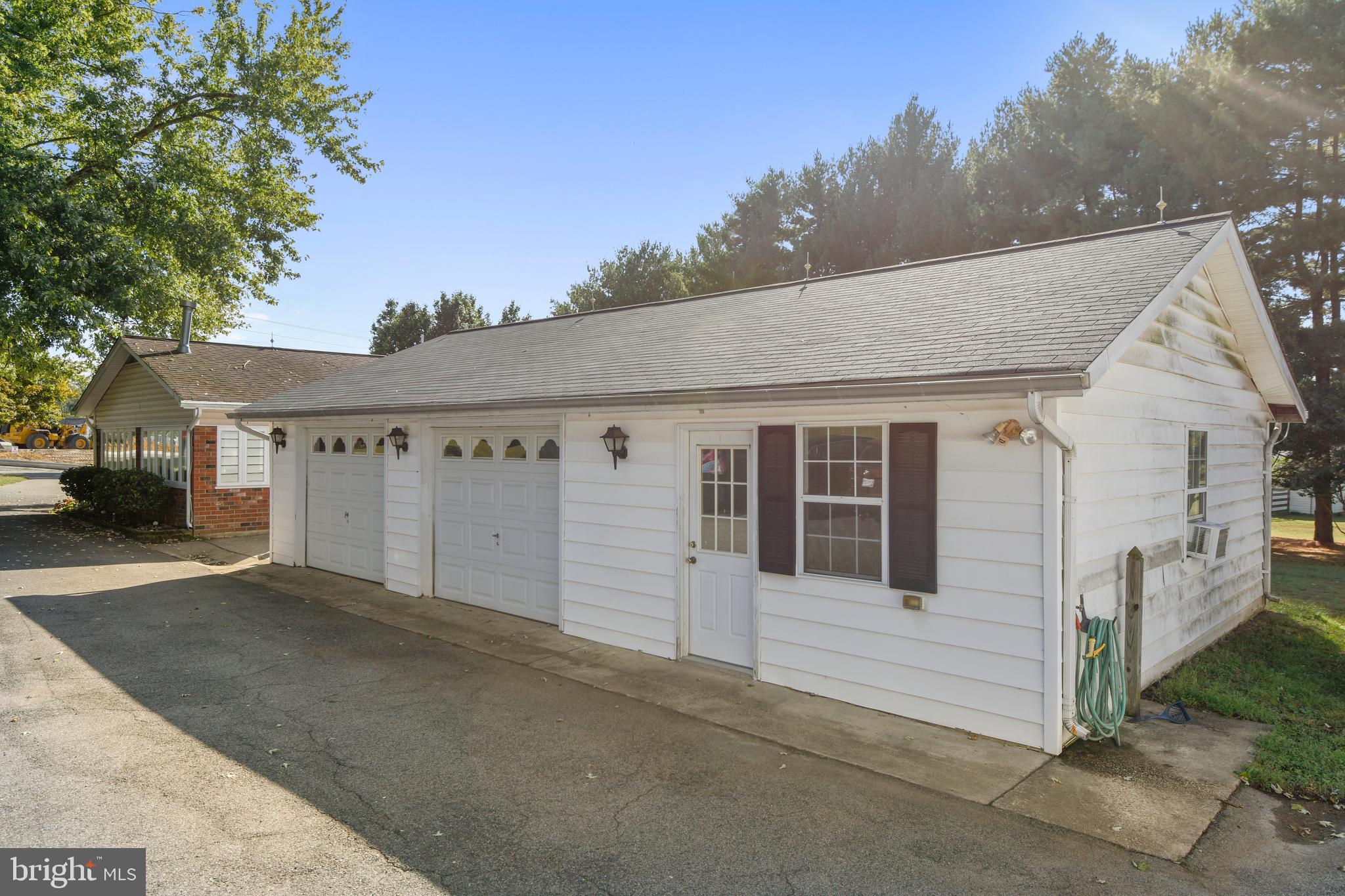 3185 Ferry Landing Road Dunkirk, MD 20754 - Photo 3 of 30 Gallery Image 3