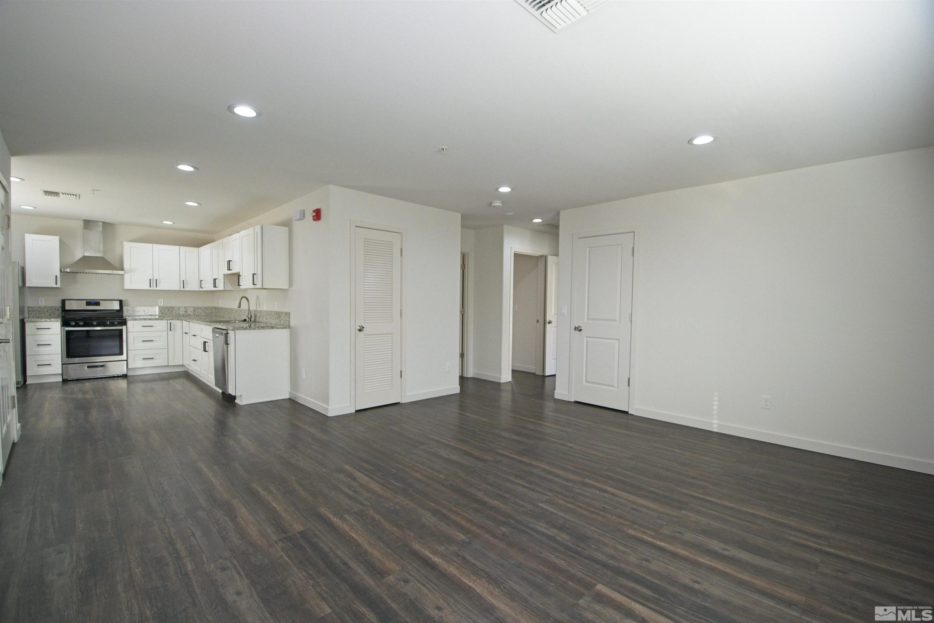 626 Valley Road, Unit 202 Reno, NV 89512 - Photo 5 of 10 Photo 5