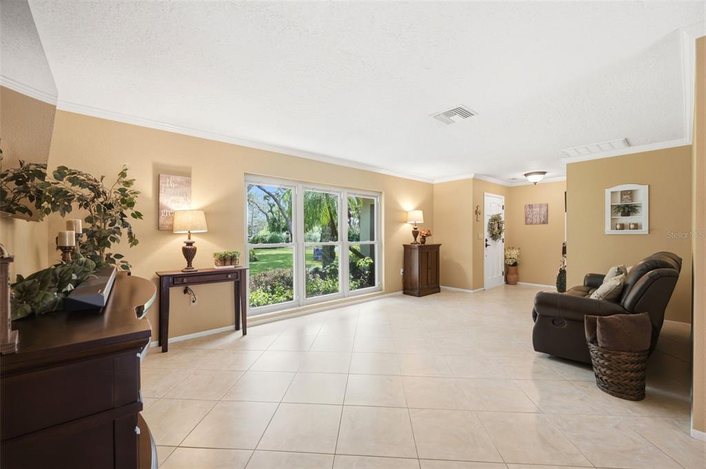 6403 Chiswick Court New Port Richey, FL 34655 - Photo 12 of 86