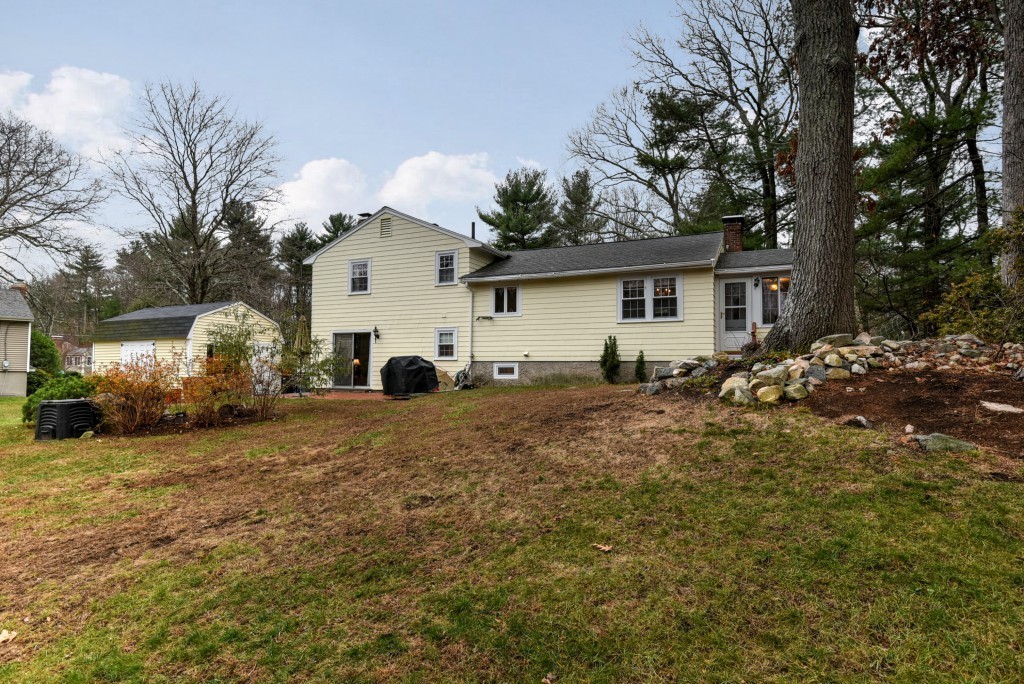 22 Hillcrest Road Medfield, MA 02052 - Photo 23 of 28 Gallery Image 23