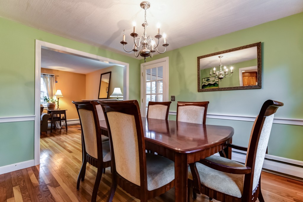 22 Hillcrest Road Medfield, MA 02052 - Photo 4 of 28 Gallery Image 4