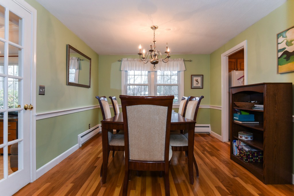 22 Hillcrest Road Medfield, MA 02052 - Photo 5 of 28 Gallery Image 5