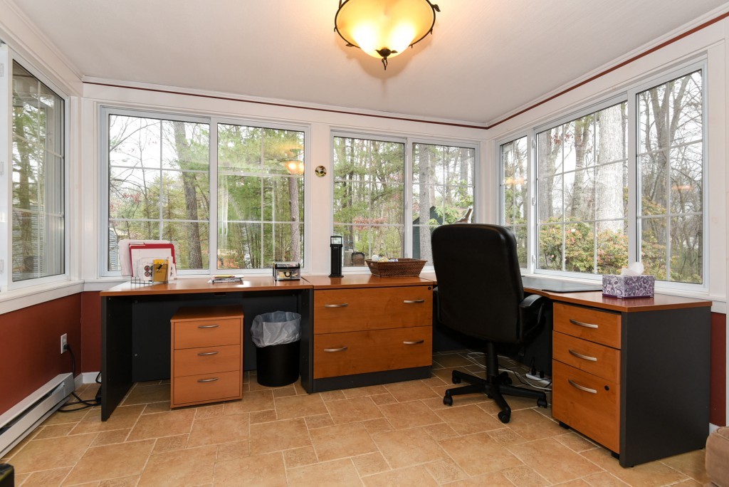 22 Hillcrest Road Medfield, MA 02052 - Photo 9 of 28 Gallery Image 9