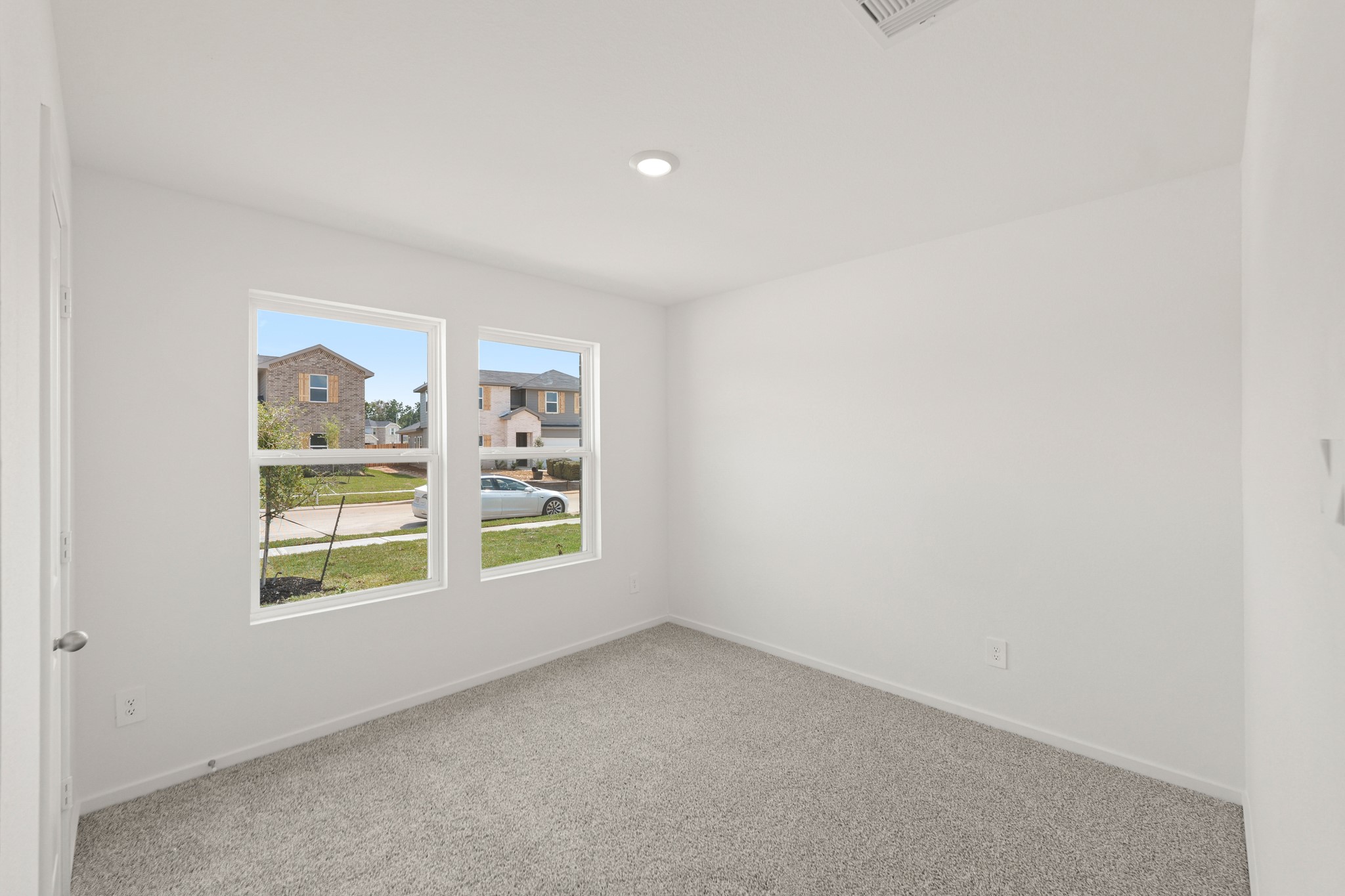 517 Wax Myrtle Way Hockley, TX 77447 - Photo 7 of 17 a view of an empty room with a window