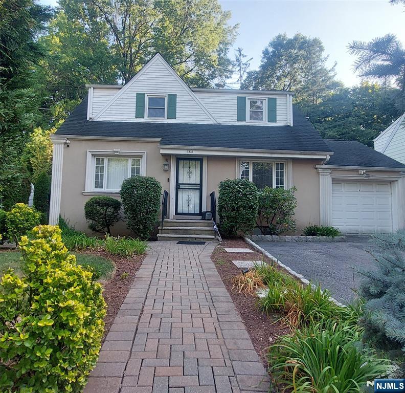 364 Billington Road Teaneck, NJ 07666 - Photo 14 of 17