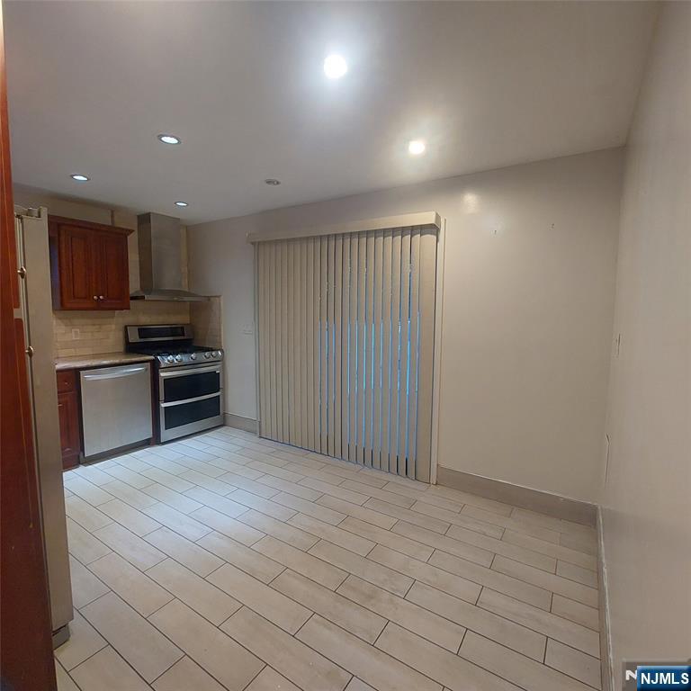 364 Billington Road Teaneck, NJ 07666 - Photo 4 of 17