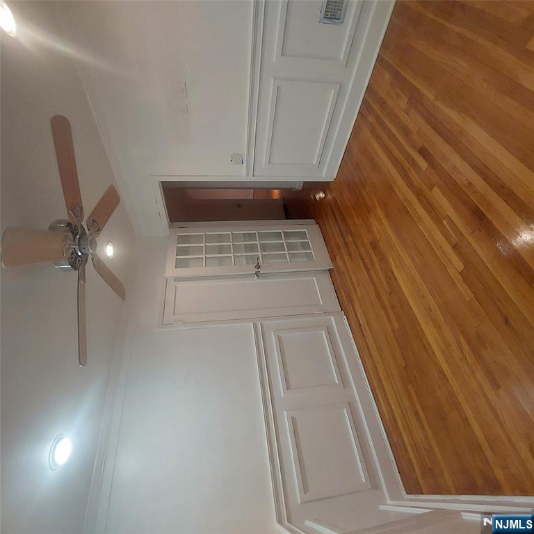 364 Billington Road Teaneck, NJ 07666 - Photo 6 of 17