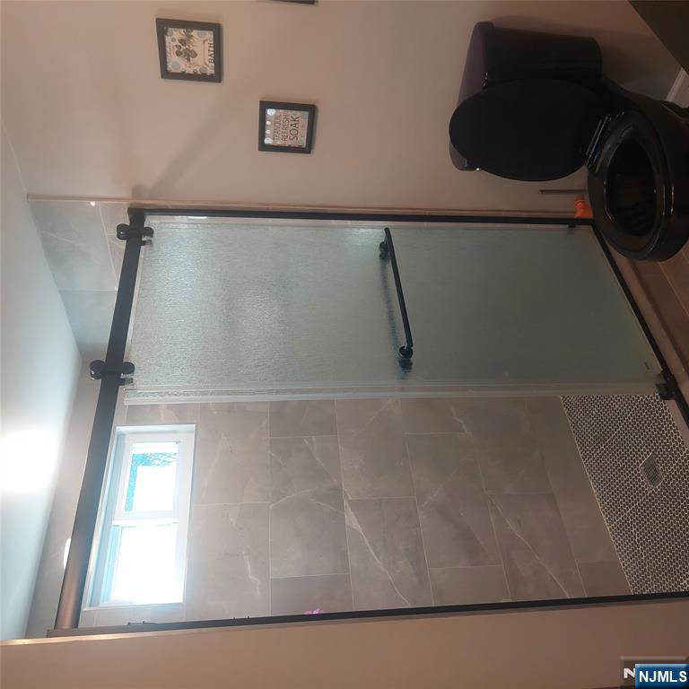 364 Billington Road Teaneck, NJ 07666 - Photo 9 of 17