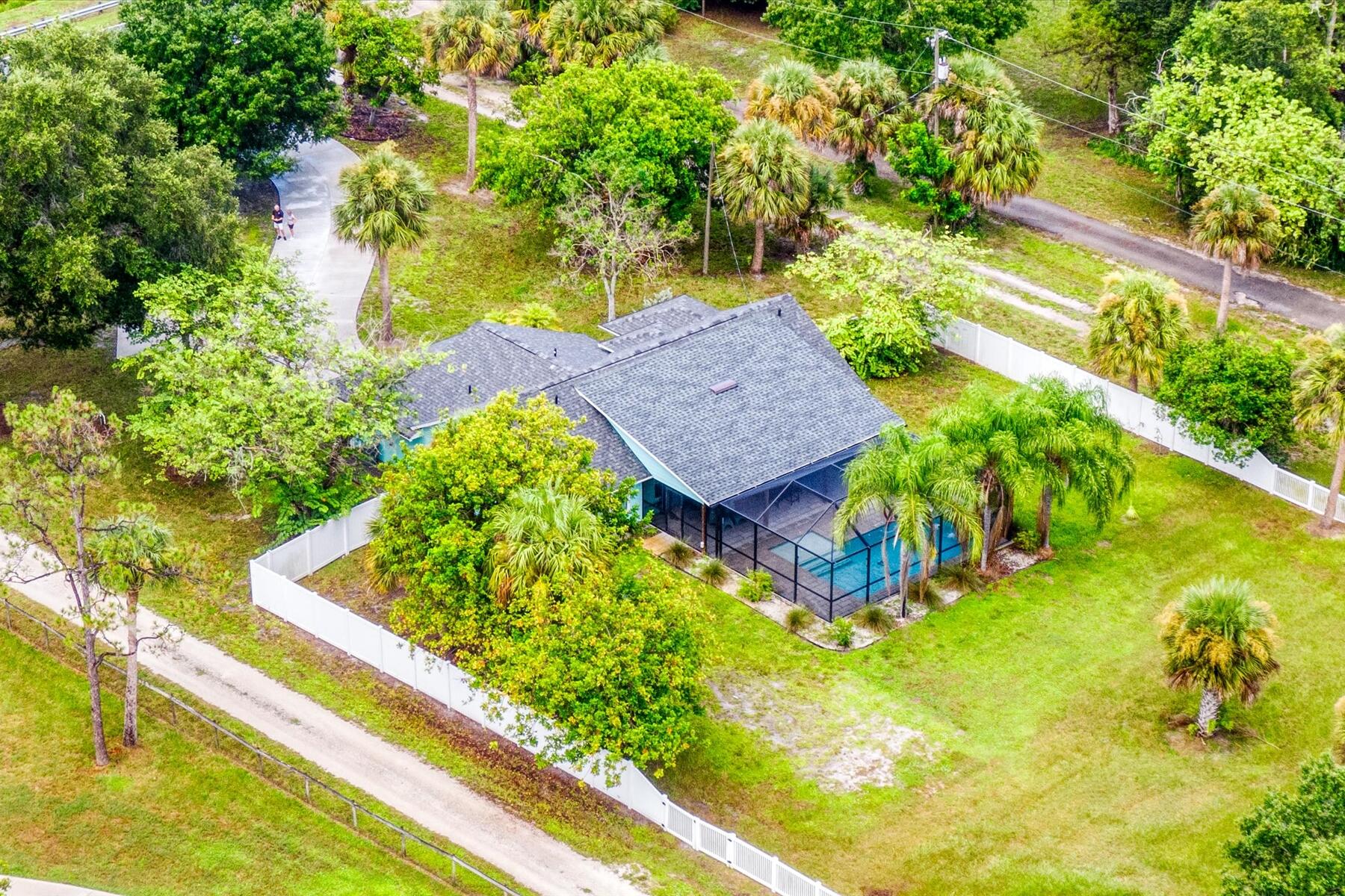 4005 Post Road Melbourne, FL 32934 - Photo 68 of 70 Vinyl Fencing Surrounds Backyard
