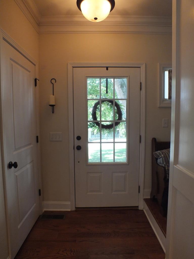 5641 Tucker Road Ooltewah, TN 37363 - Photo 11 of 53 a room that has a window in it