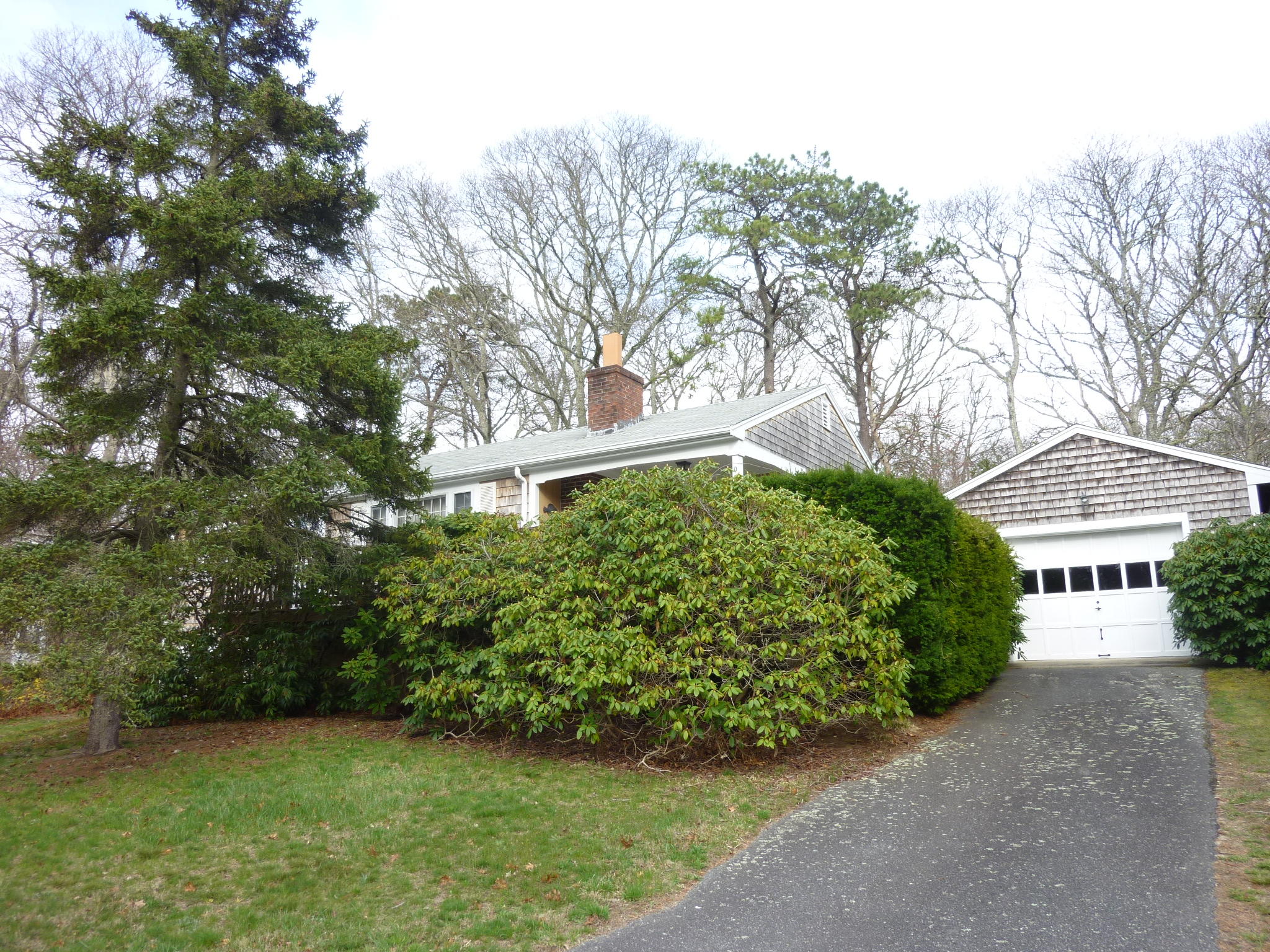 98 Rudder Road Barnstable, MA 02601 - Photo 2 of 11 P1020332