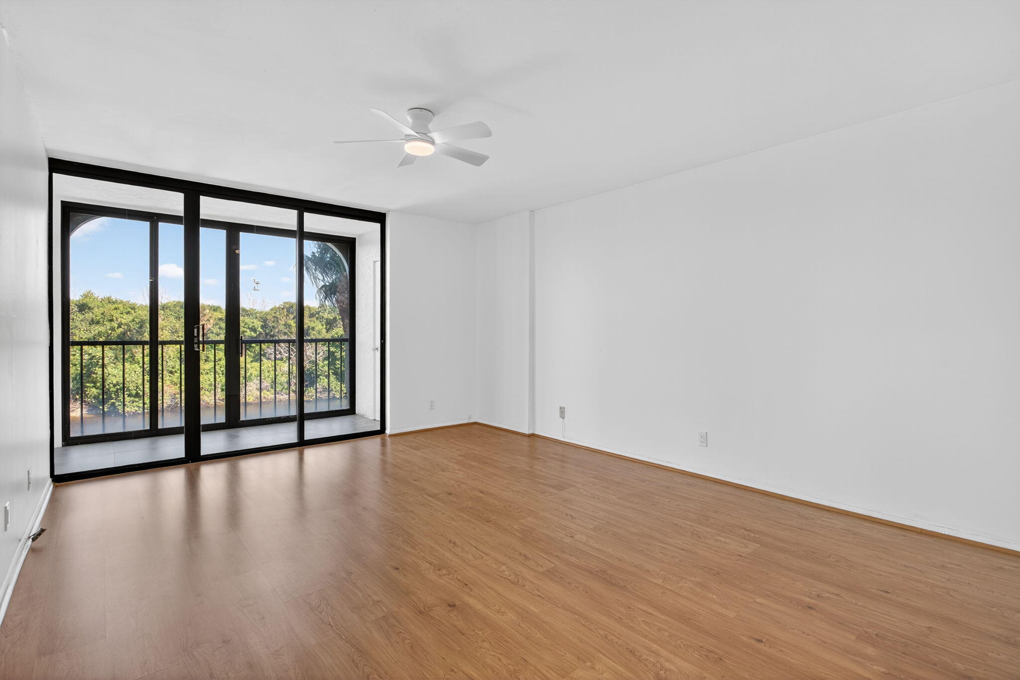 1631 Riverview Road, Unit 301 Deerfield Beach, FL 33441 - Photo 13 of 48 49-web-or-mls-1631-6048