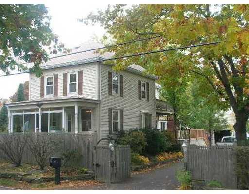 370 Mitchell Road Cape Elizabeth, ME 04107 - Photo 1 of 18 Exterior Front.