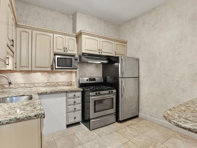 807 Decatur Street, Unit 2 New Orleans, LA 70116 - Photo 8 of 17