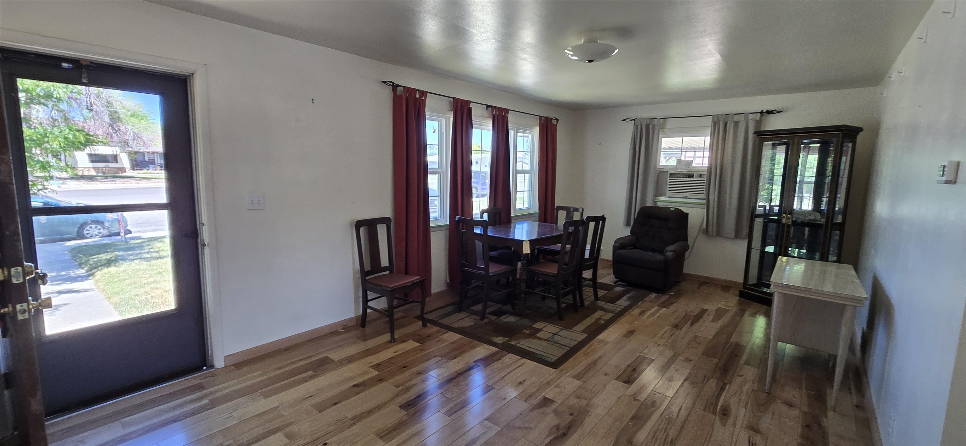 937 Fremont Street Thermopolis, WY 82443 - Photo 3 of 16