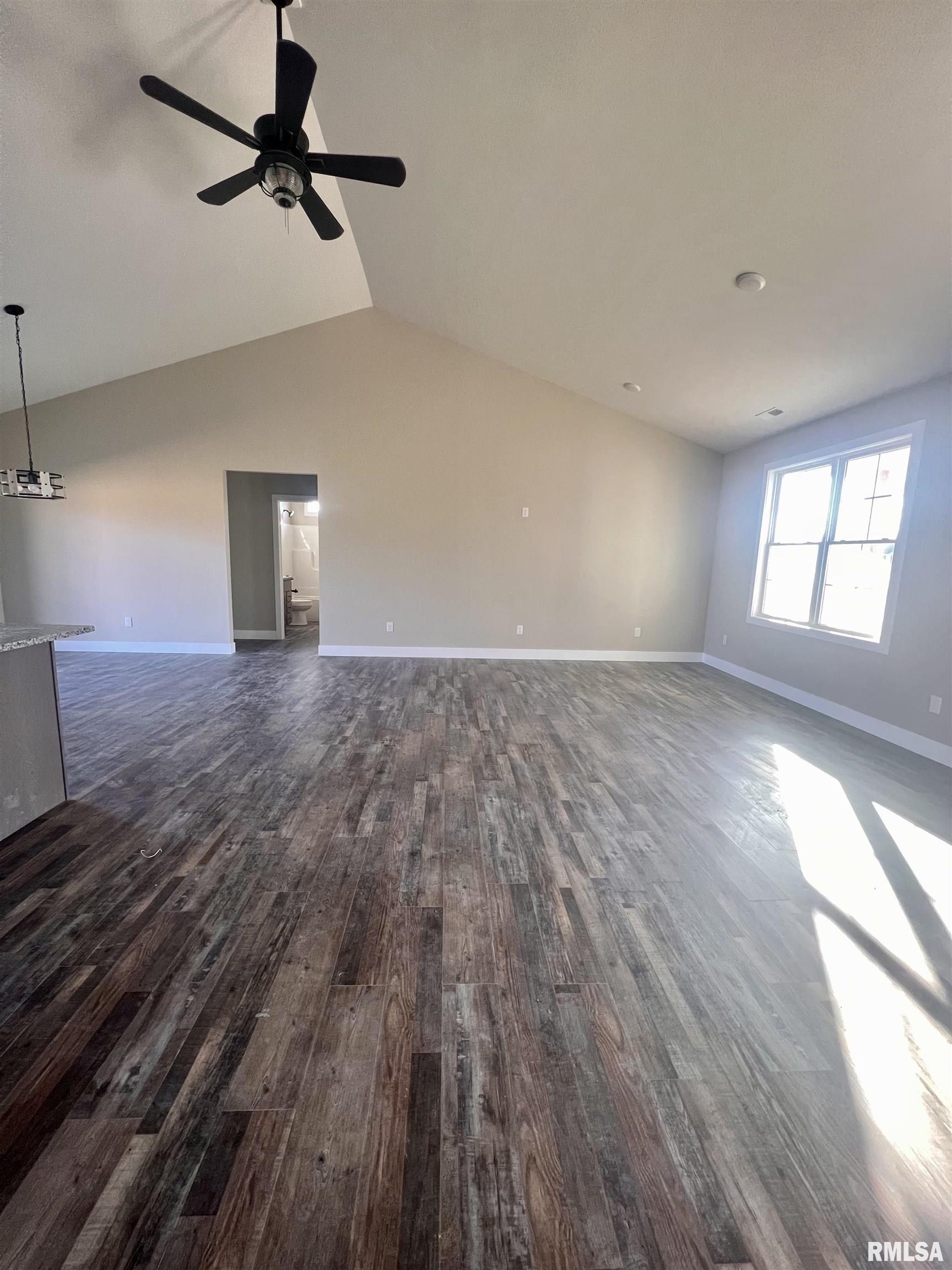 848 Sycamore Road Carbondale, IL 62901 - Photo 5 of 21