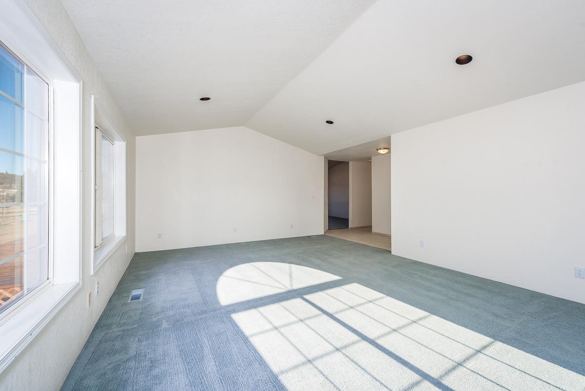 3442 Old Fort Road Klamath Falls, OR 97601 - Photo 3 of 15 Additional Photo