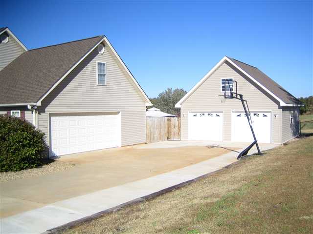 1014 Moorhead Place Pendleton, SC 29670 - Photo 3 of 25