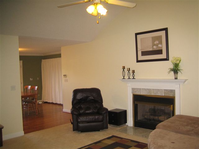 1014 Moorhead Place Pendleton, SC 29670 - Photo 4 of 25