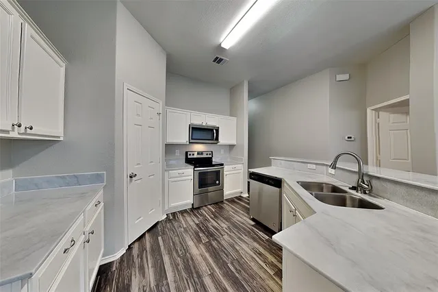 $2,345 | 1908 Collington Drive, Roanoke, TX 76262